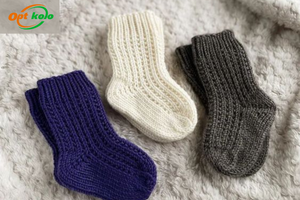 Если Вы читаете это - это значит, что Вам самое время обновить полки теплыми детскими носками!